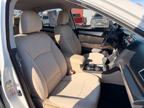 Used 2017 Subaru Legacy 2.5i Premium image 18