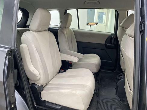 Used 2014 MAZDA MAZDA5 Touring image 18