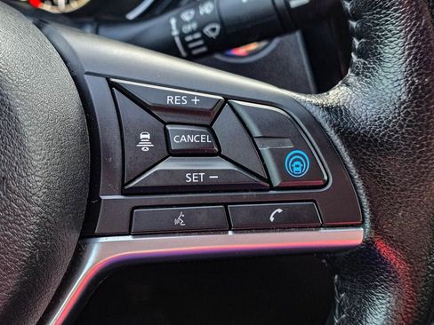 Used 2021 Nissan Rogue Sport SV w/ Technology Package image 24