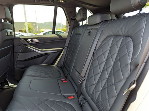 Used 2024 BMW X5 M60i w/ Climate Comfort Package image 32