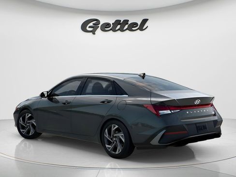 New 2025 Hyundai Elantra Limited image 5