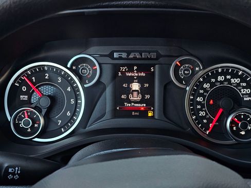 New 2026 RAM 1500 Big Horn AWD/4WD image 10