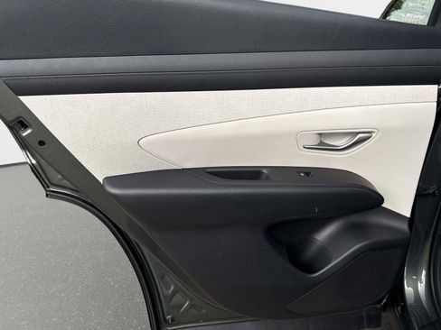 New 2025 Hyundai Tucson SEL image 11