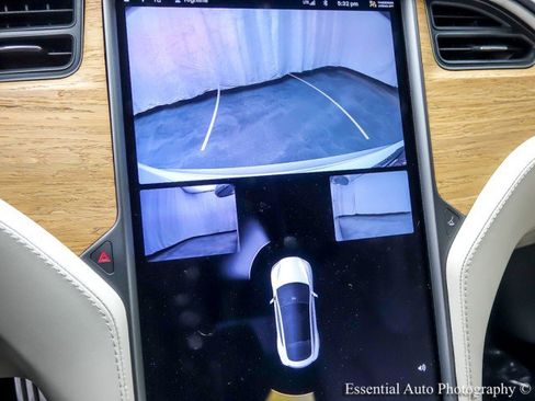 Used 2020 Tesla Model S Performance image 19