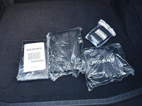 Used 2024 Nissan GT-R w/ Floor Mat Package AWD/4WD image 41