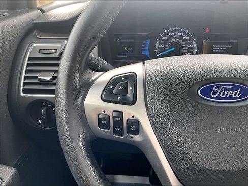 Used 2018 Ford Flex SEL w/ Equipment Group 202A FWD image 19