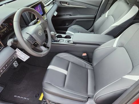 New 2026 Toyota Camry SE FWD image 11