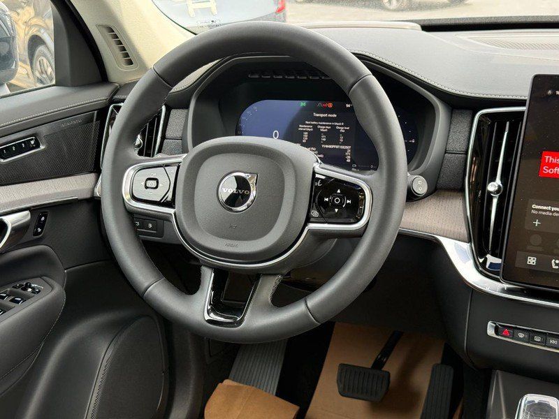New 2026 Volvo XC90 T8 Ultra w/ Protection Package Premier AWD/4WD image 8