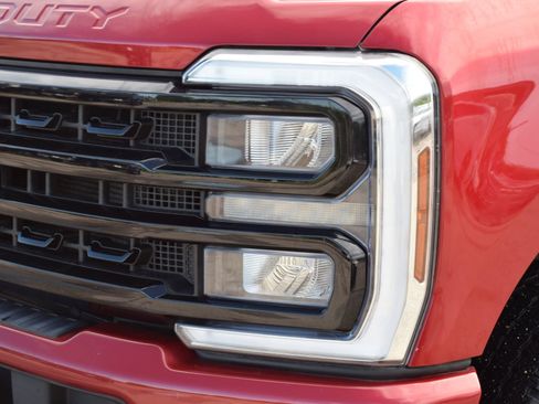 Used 2024 Ford F250 Lariat w/ Black Appearance Package AWD/4WD image 24