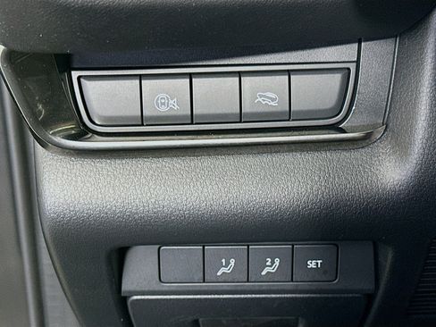 Used 2025 MAZDA CX-30 AWD 2.5 S w/ Preferred Package image 16