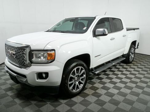 Used 2018 GMC Canyon Denali image 1