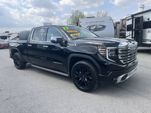 Used 2023 GMC Sierra 1500 Denali w/ Denali Reserve Package AWD/4WD image 2