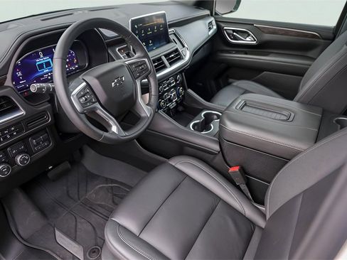 Used 2024 Chevrolet Tahoe Z71 w/ Off-Road Capability Package image 13