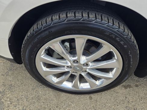 Used 2010 Lincoln MKT AWD image 31