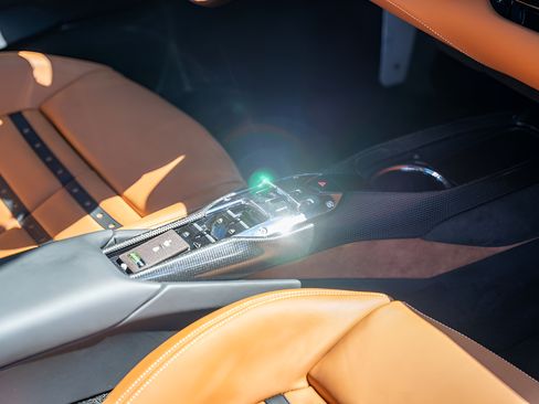 Used 2025 Ferrari 296 GTS RWD image 37