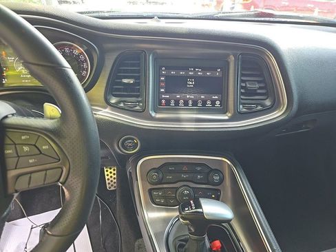 Used 2018 Dodge Challenger R/T RWD image 11