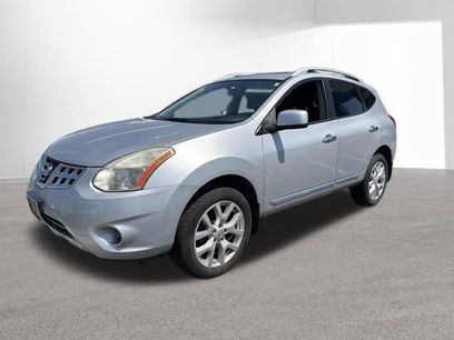 Used 2011 Nissan Rogue SV w/ SL Pkg