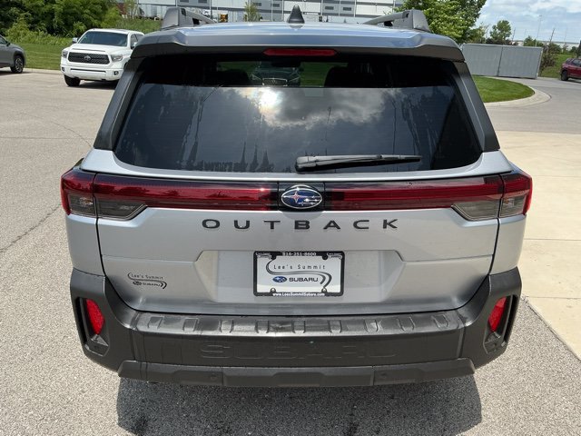 New 2026 Subaru Outback Limited AWD/4WD image 3