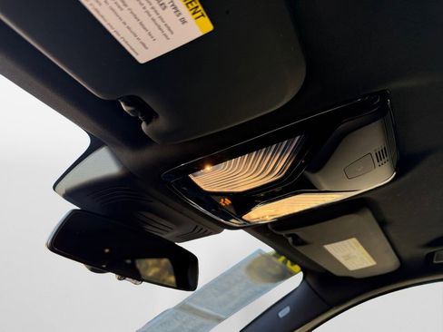 Used 2023 BMW X3 xDrive30i image 27