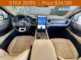 Used 2022 Ford Expedition Limited image 3
