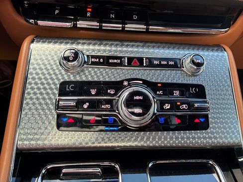 Used 2020 Lincoln Aviator Black Label Grand Touring w/ Class IV Trailer Tow Package AWD/4WD image 17