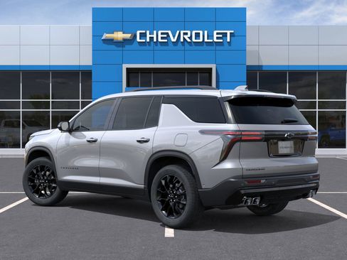 New 2026 Chevrolet Traverse LT w/ Midnight/Sport Edition image 3
