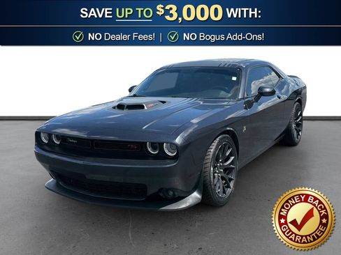 Used 2018 Dodge Challenger R/T Scat Pack RWD image 1