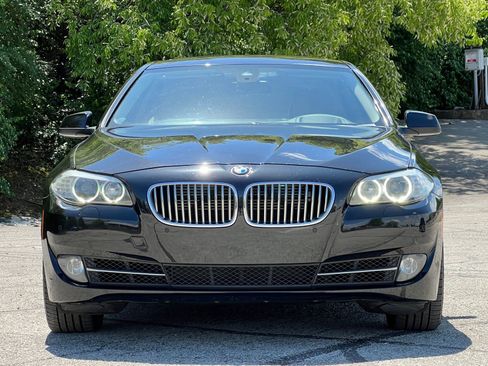Used 2013 BMW 550i xDrive Sedan AWD/4WD image 7