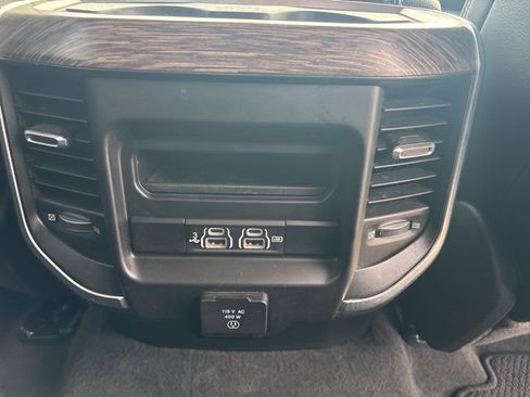 Used 2020 RAM 1500 Laramie image 27