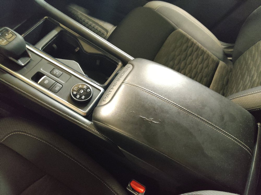 Used 2022 Nissan Pathfinder SV AWD/4WD image 26