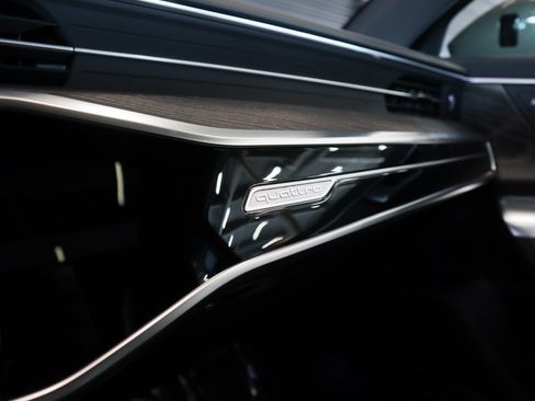 Certified 2025 Audi A6 Premium Plus w/ Premium Plus Package AWD/4WD image 25