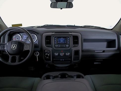 Used 2019 RAM 1500 Tradesman w/ Tradesman SXT Package image 12