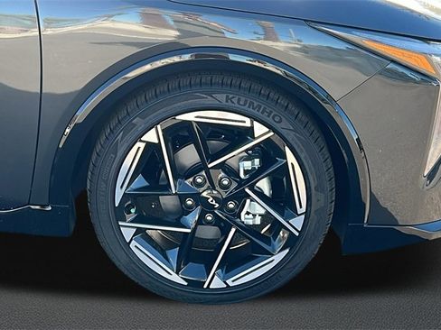 New 2025 Kia K4 GT-Line image 5