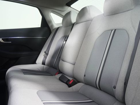 Used 2020 Hyundai Sonata SEL w/ Convenience + Sunroof Package image 15