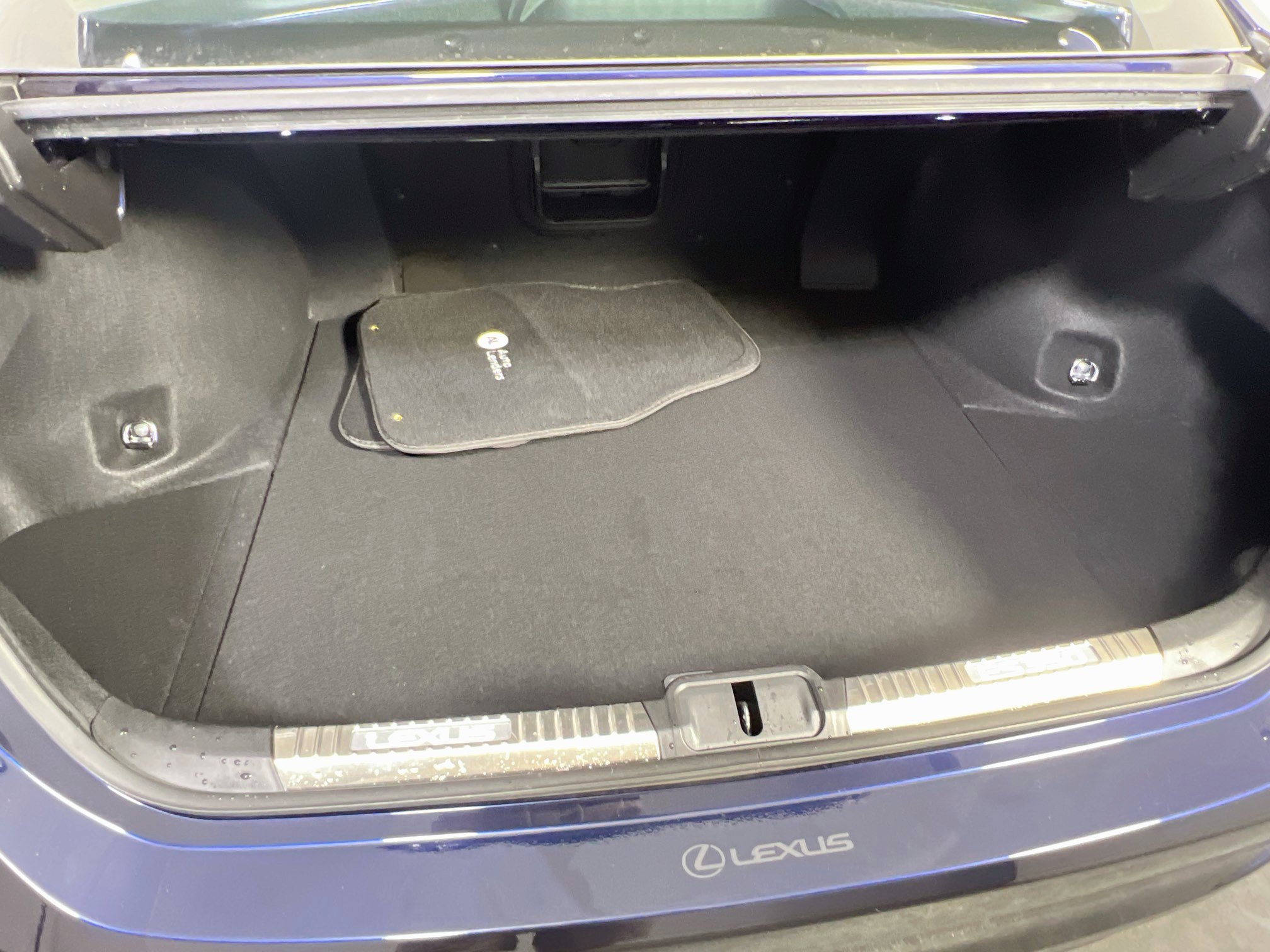 Used 2023 Lexus ES 350 w/ Premium Package FWD image 25