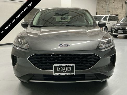 Used 2022 Ford Escape SE w/ Convenience Package image 2