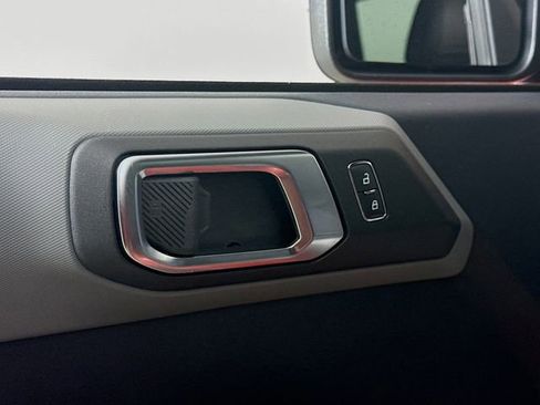 Used 2023 Ford Bronco Big Bend image 18