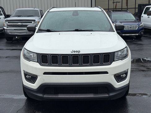 Used 2021 Jeep Compass Latitude w/ Sun and Sound Group AWD/4WD image 3