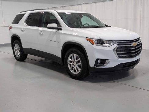 Used 2021 Chevrolet Traverse LT image 6