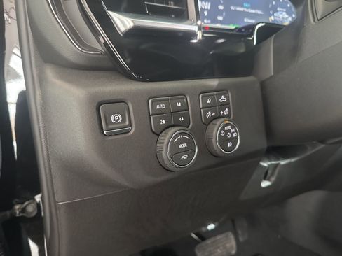 New 2026 Chevrolet Silverado 3500 LTZ w/ LTZ Convenience Package image 17