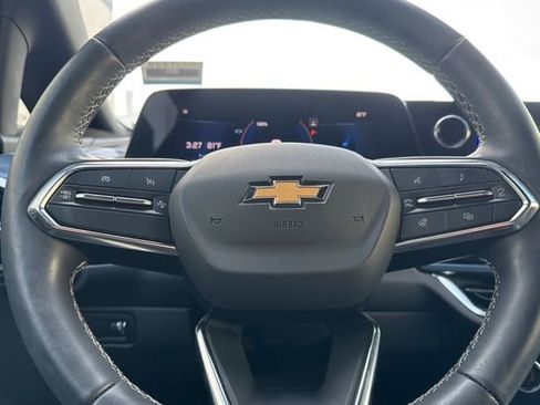 Certified 2024 Chevrolet Equinox EV LT image 32