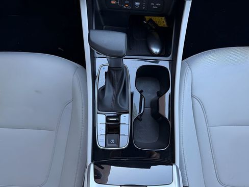 Used 2025 Hyundai Tucson SEL image 12