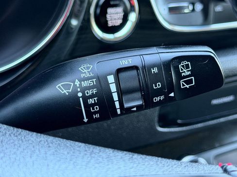 Used 2019 Kia Sedona EX w/ EX Premium Package FWD image 40