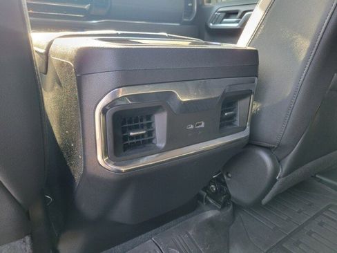 Used 2022 GMC Sierra 1500 SLT image 27