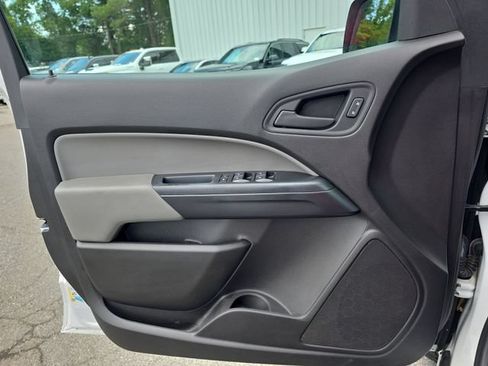 Used 2017 GMC Canyon 2WD Crew Cab w/ Convenience Package image 27
