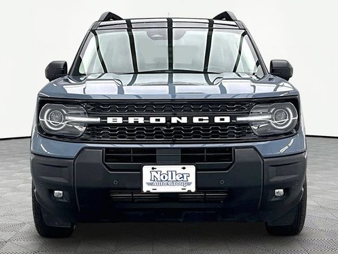 Certified 2025 Ford Bronco Sport Outer Banks w/ Outer Banks Tech Package+ AWD/4WD image 3