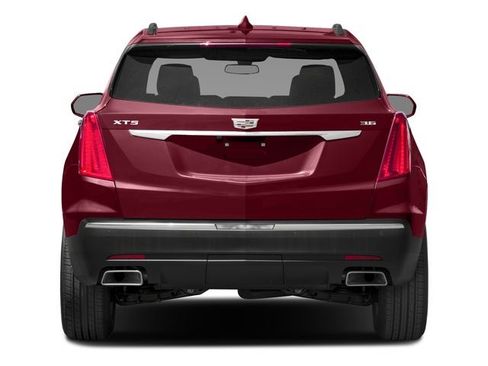 Used 2018 Cadillac XT5 FWD image 5