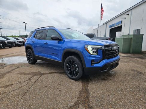 New 2026 GMC Terrain Elevation w/ Elevation Premium Package FWD image 8