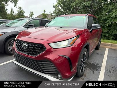 Used 2022 Toyota Highlander XSE