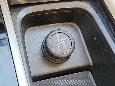 Certified 2024 Volvo XC90 B6 Ultimate image 25